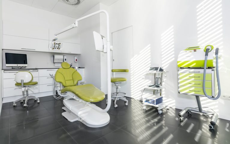 Centrum chirurgii i estetyki twarzy gabinet stomatologiczny klinika Wrocław