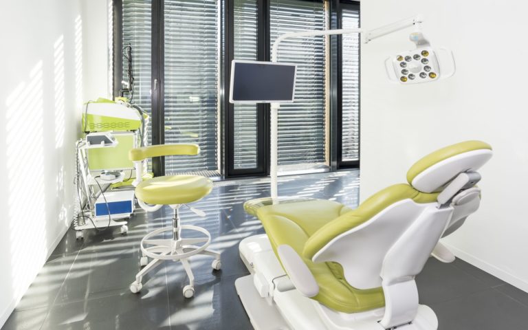 Centrum chirurgii i estetyki twarzy gabinet stomatologiczny Wrocław