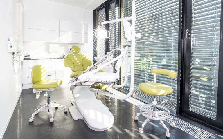 Centrum chirurgii i estetyki twarzy gabinet stomatologiczny Wrocław