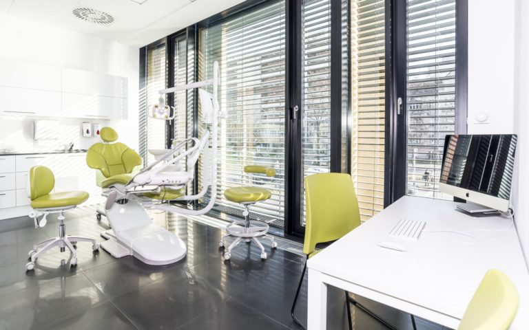 Centrum chirurgii i estetyki twarzy nowoczesny gabinet stomatologiczny Wrocław