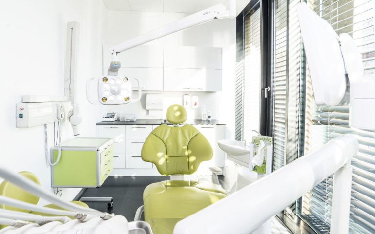 Centrum chirurgii i estetyki twarzy gabinet stomatologiczny klinika we Wrocławiu